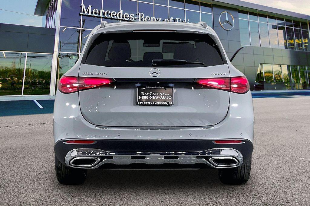 new 2026 Mercedes-Benz GLC 300 car, priced at $59,635