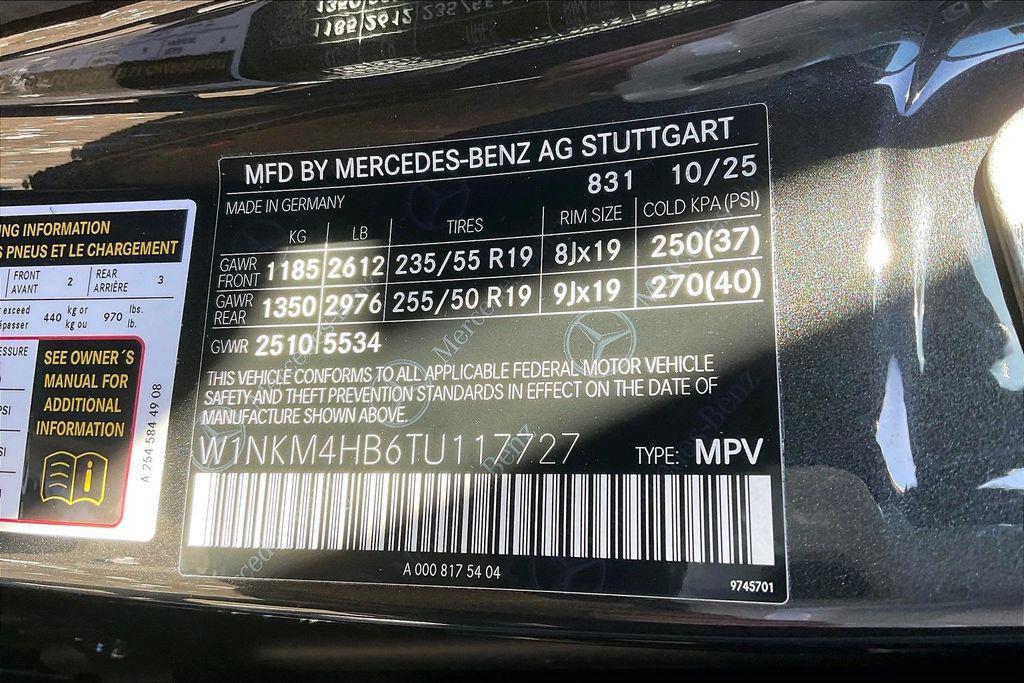 new 2026 Mercedes-Benz GLC 300 car, priced at $62,385