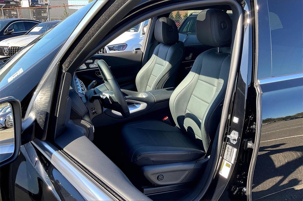 used 2025 Mercedes-Benz GLS 450 car, priced at $82,189