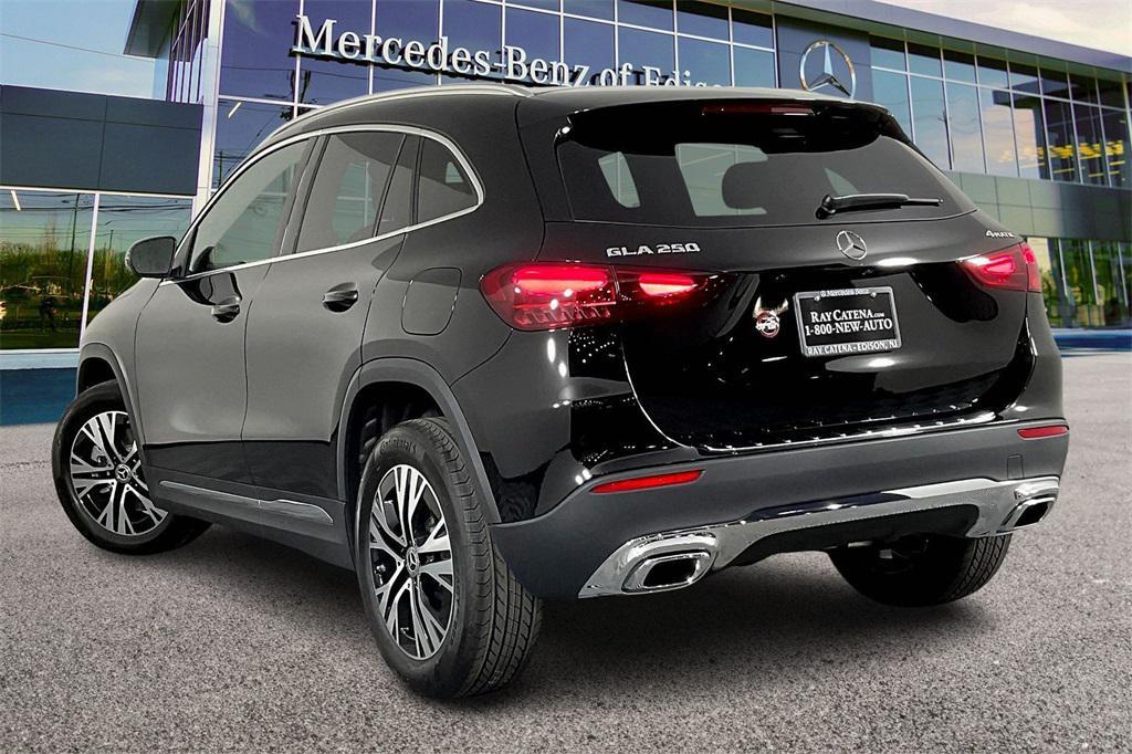 new 2026 Mercedes-Benz GLA 250 car, priced at $45,250