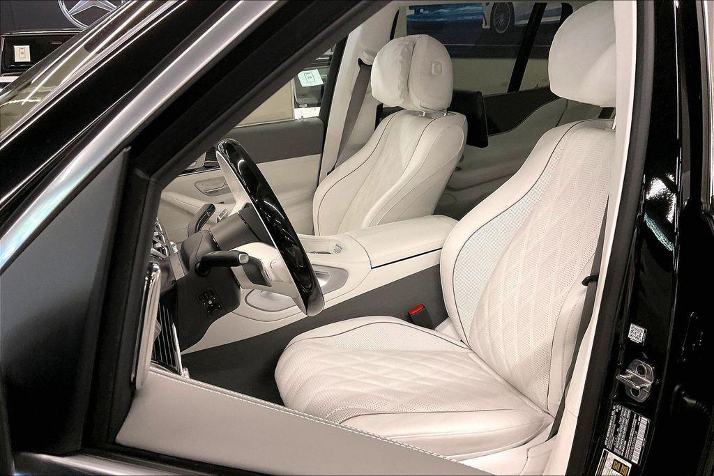 new 2026 Mercedes-Benz Maybach GLS 600 car, priced at $203,755
