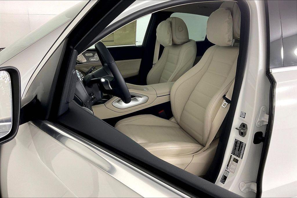 new 2026 Mercedes-Benz GLE 450 car, priced at $92,840