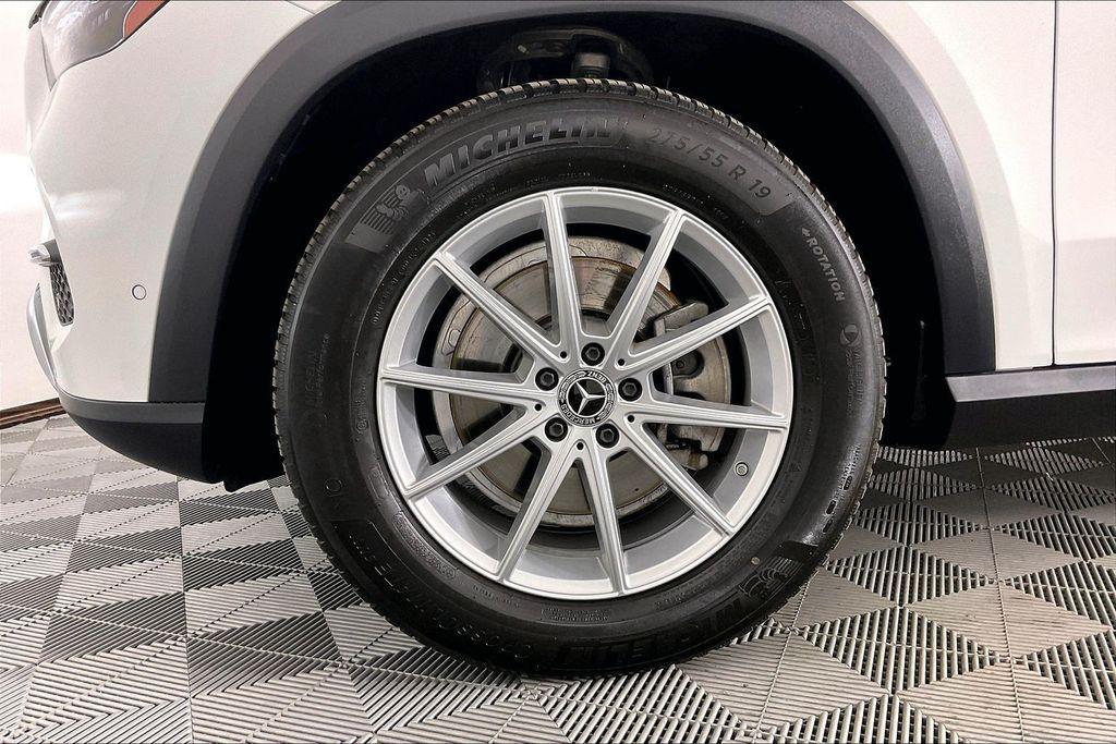 used 2025 Mercedes-Benz GLE 350 car, priced at $60,768