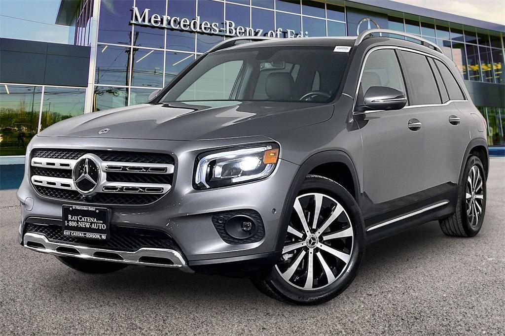 used 2023 Mercedes-Benz GLB 250 car, priced at $35,995