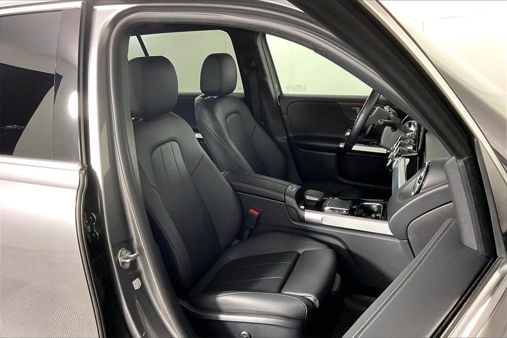 used 2023 Mercedes-Benz GLB 250 car, priced at $35,995