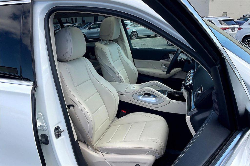 used 2023 Mercedes-Benz GLS 450 car, priced at $57,565