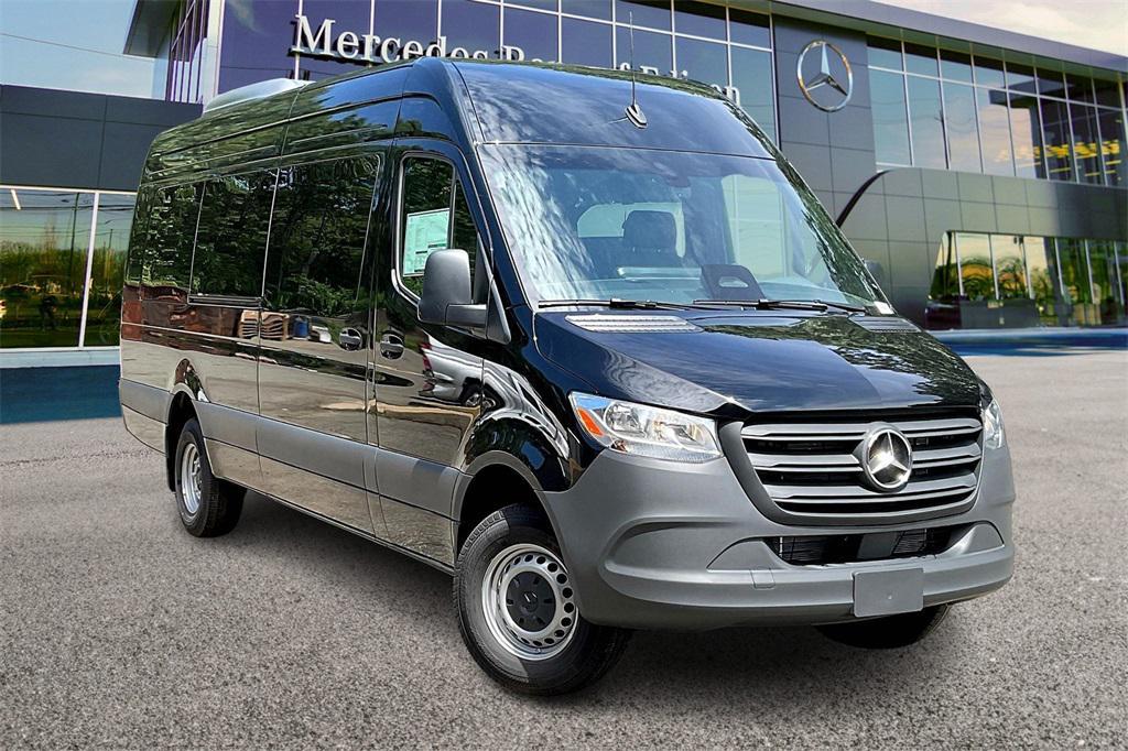 new 2025 Mercedes-Benz Sprinter 3500 car, priced at $85,261