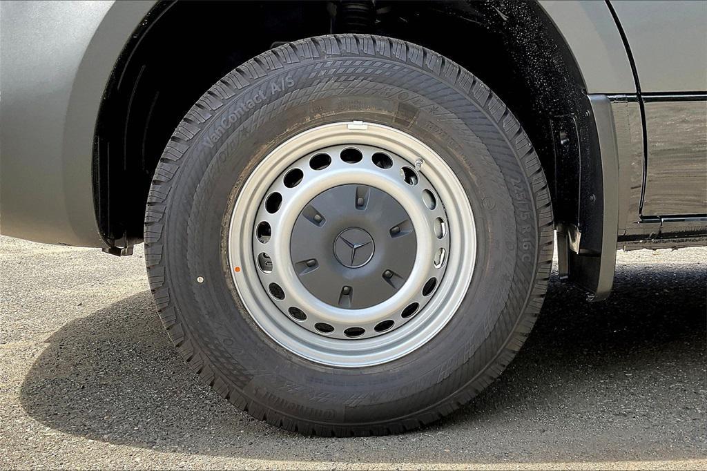 new 2025 Mercedes-Benz Sprinter 3500 car, priced at $85,261