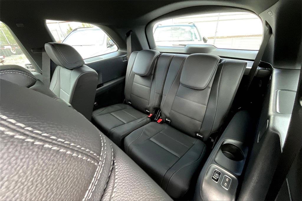 new 2026 Mercedes-Benz GLS 450 car, priced at $98,815