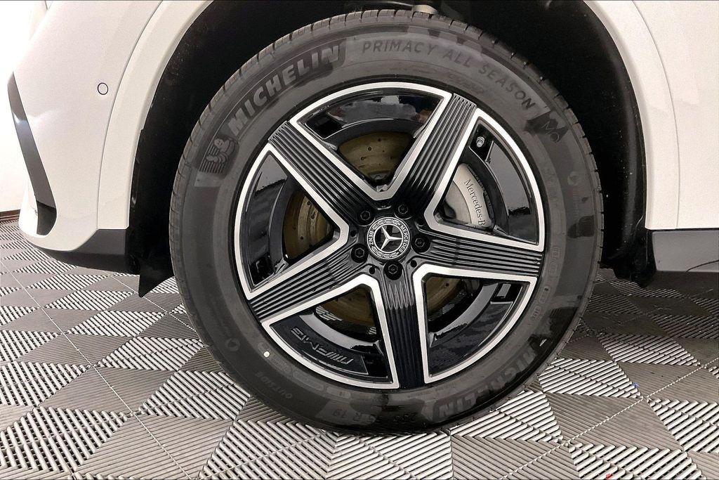 used 2026 Mercedes-Benz GLC 300 car, priced at $63,399