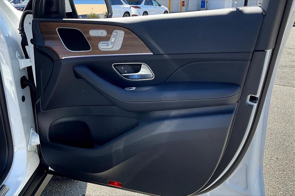 used 2025 Mercedes-Benz GLE 350 car, priced at $61,500