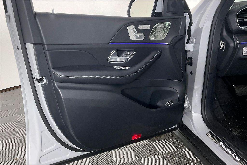 used 2026 Mercedes-Benz GLE 350 car, priced at $68,114