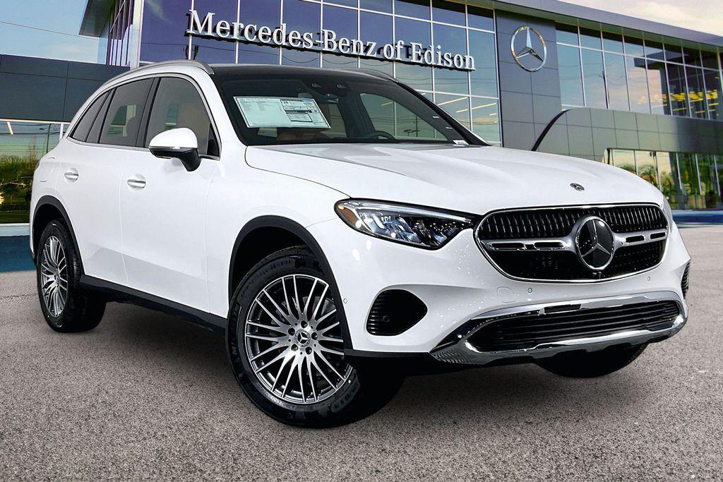 new 2026 Mercedes-Benz GLC 300 car, priced at $59,835