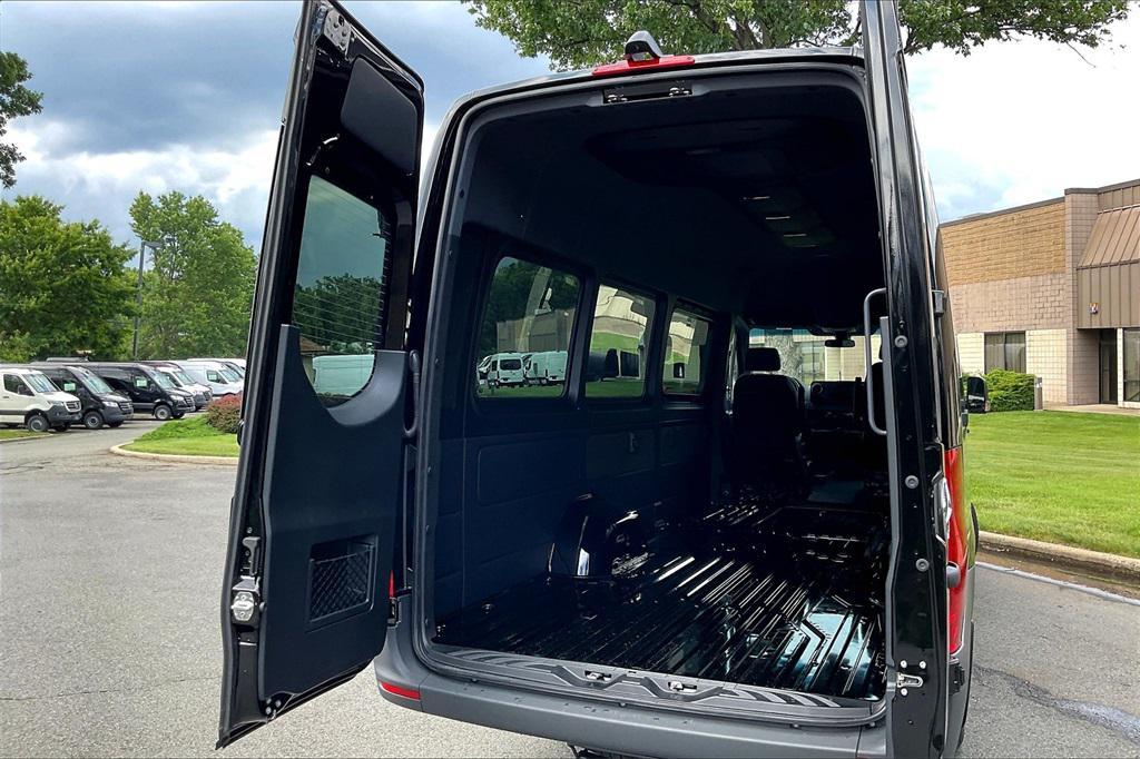 new 2025 Mercedes-Benz Sprinter 3500 car, priced at $85,261