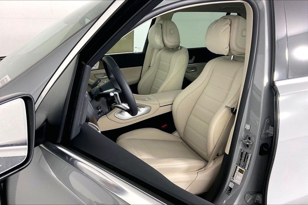 new 2026 Mercedes-Benz GLS 450 car, priced at $102,300