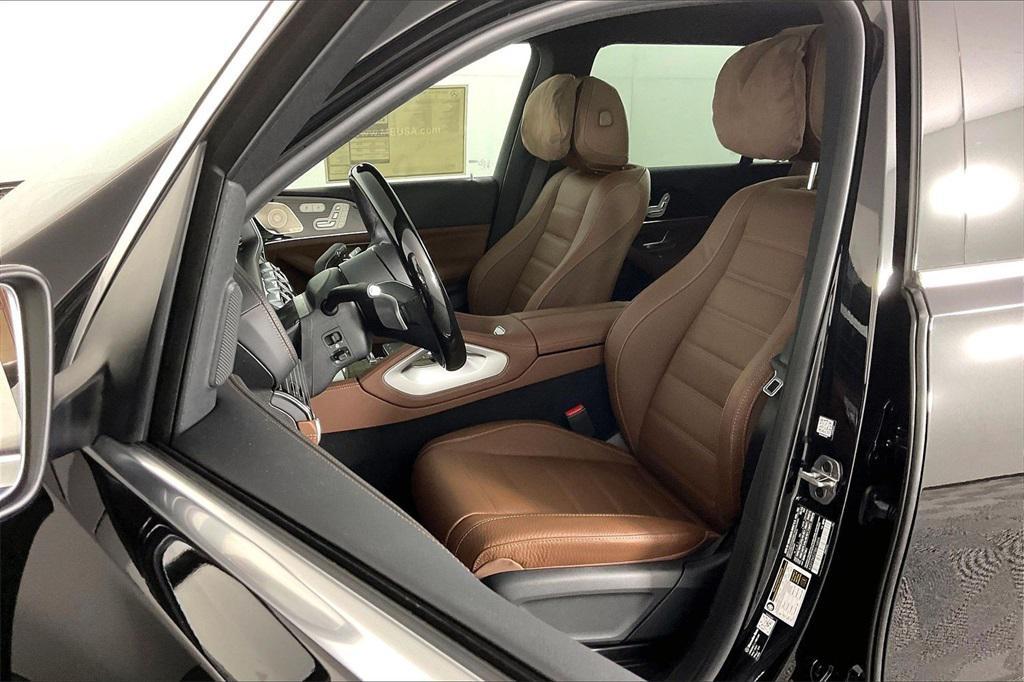 new 2026 Mercedes-Benz GLS 450 car, priced at $100,690