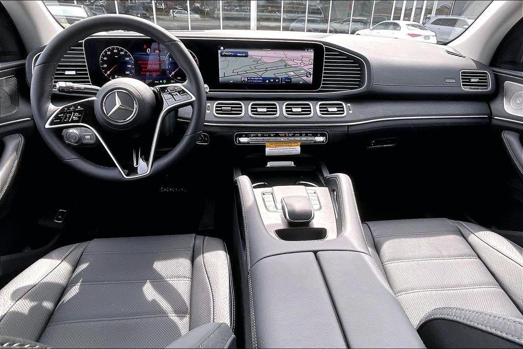 new 2026 Mercedes-Benz GLE 450 car, priced at $89,210