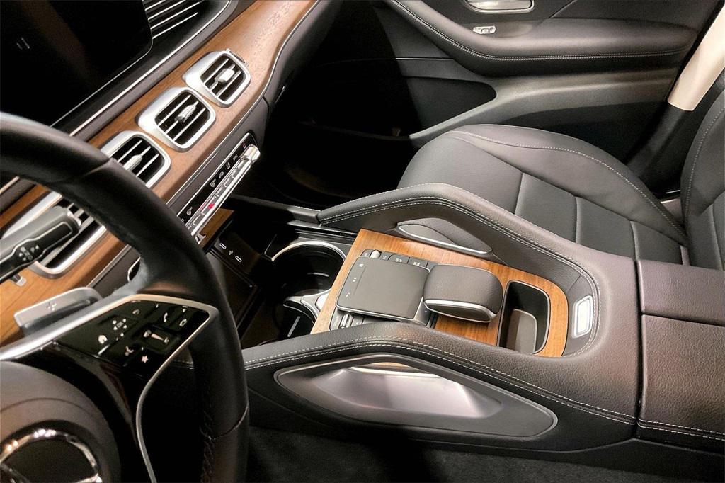 used 2025 Mercedes-Benz GLE 350 car, priced at $61,451