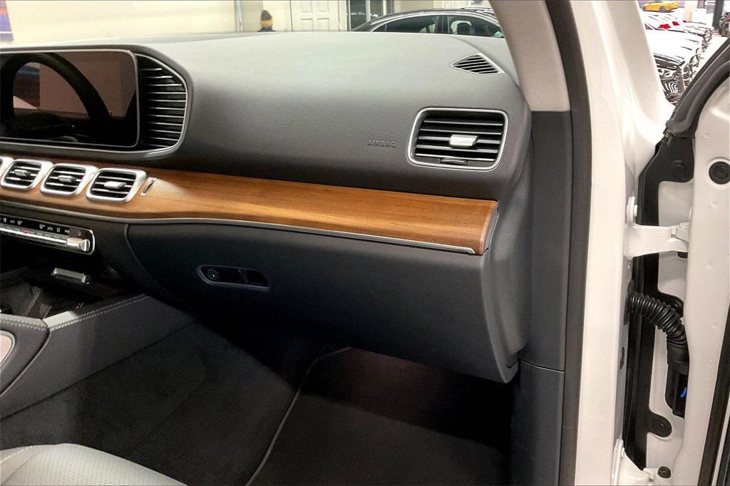 used 2025 Mercedes-Benz GLE 350 car, priced at $61,451