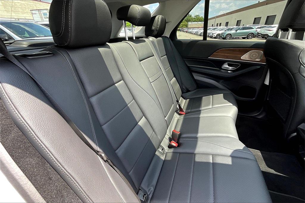 used 2025 Mercedes-Benz GLE 350 car, priced at $61,155