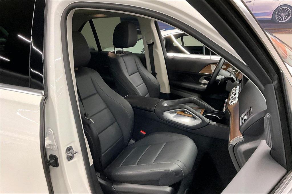 used 2025 Mercedes-Benz GLE 350 car, priced at $61,451