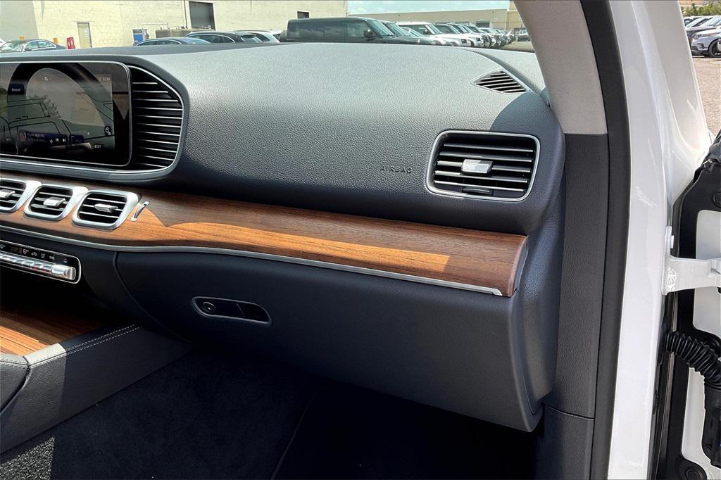 used 2025 Mercedes-Benz GLE 350 car, priced at $61,155