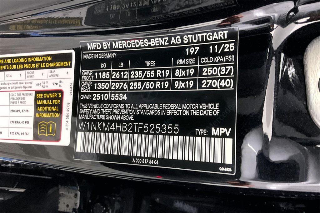 new 2026 Mercedes-Benz GLC 300 car, priced at $62,570