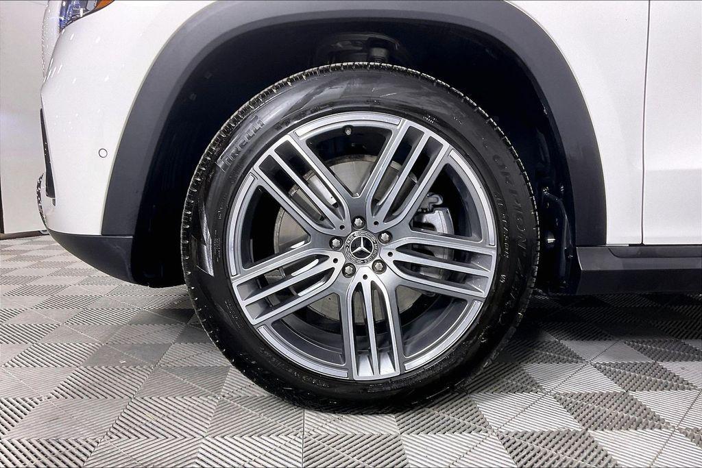 used 2026 Mercedes-Benz GLS 450 car, priced at $89,066