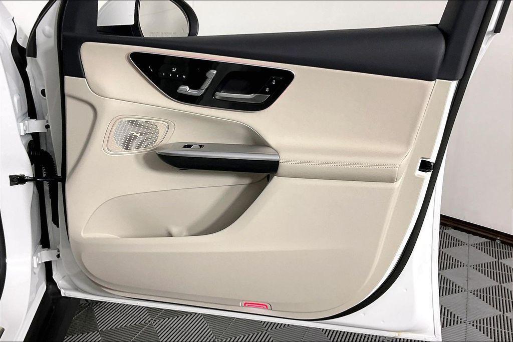 used 2026 Mercedes-Benz GLC 300 car, priced at $53,799