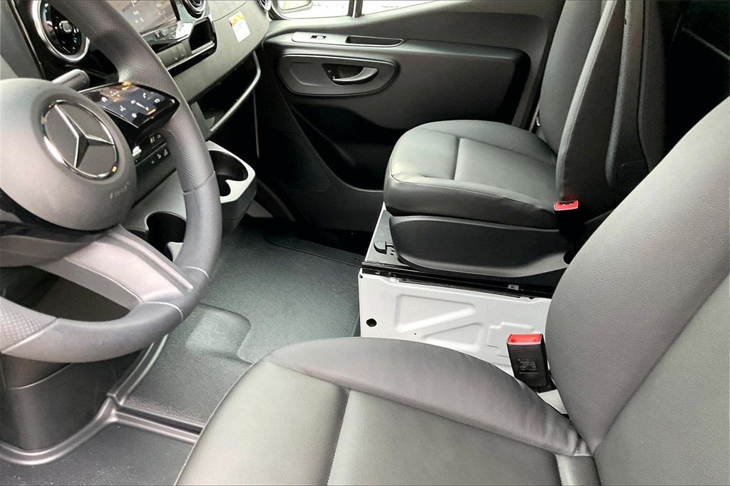 new 2026 Mercedes-Benz Sprinter 2500 car, priced at $68,693