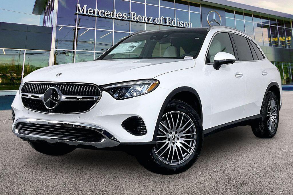 new 2026 Mercedes-Benz GLC 300 car, priced at $59,670