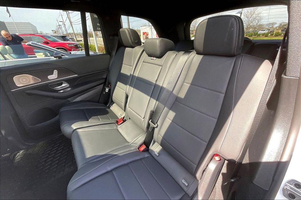 new 2026 Mercedes-Benz GLS 450 car, priced at $93,930