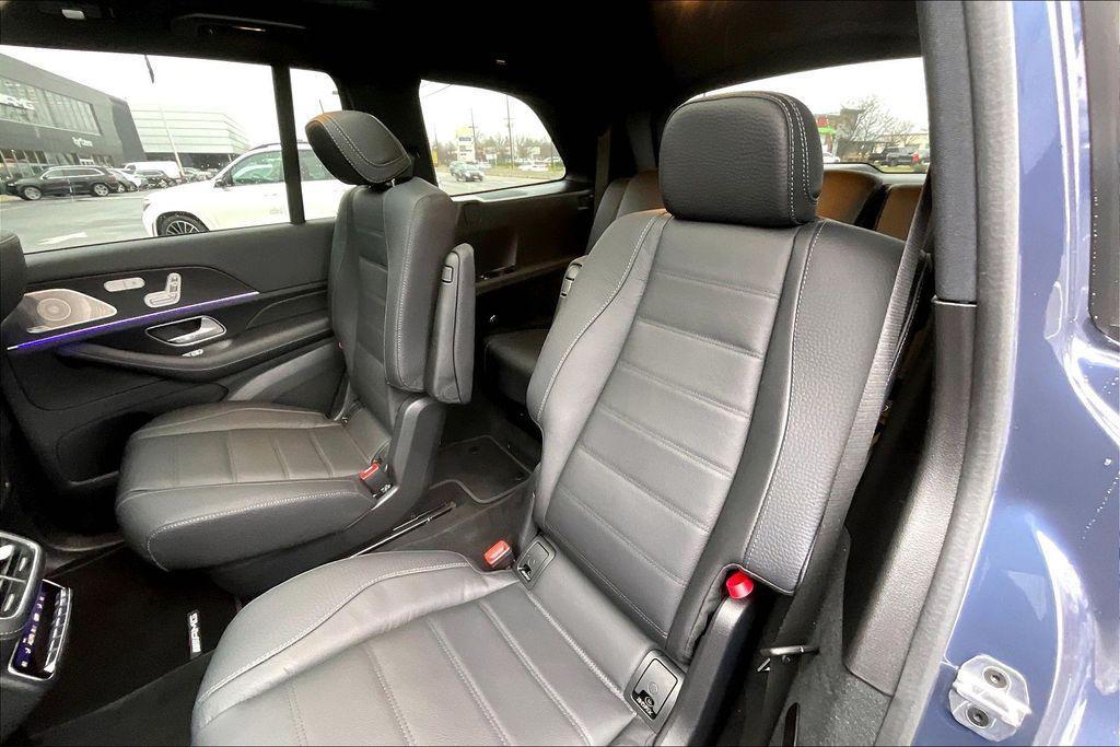 new 2025 Mercedes-Benz GLS 450 car, priced at $104,310