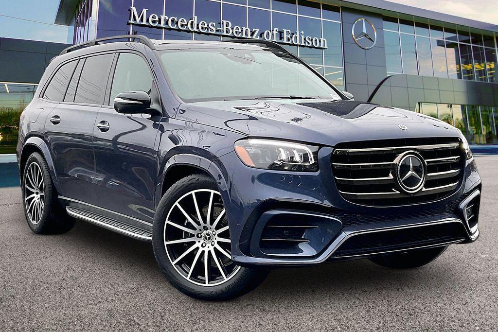 new 2025 Mercedes-Benz GLS 450 car, priced at $104,310
