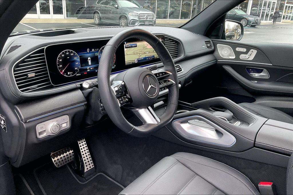 new 2025 Mercedes-Benz GLS 450 car, priced at $104,310