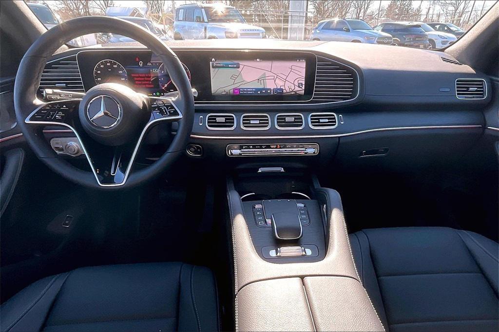 new 2026 Mercedes-Benz GLS 450 car, priced at $92,365