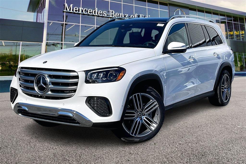 new 2026 Mercedes-Benz GLS 450 car, priced at $92,365