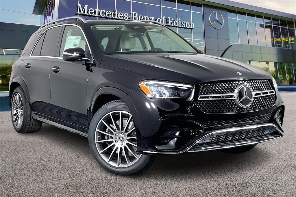 new 2026 Mercedes-Benz GLE 450 car, priced at $78,165