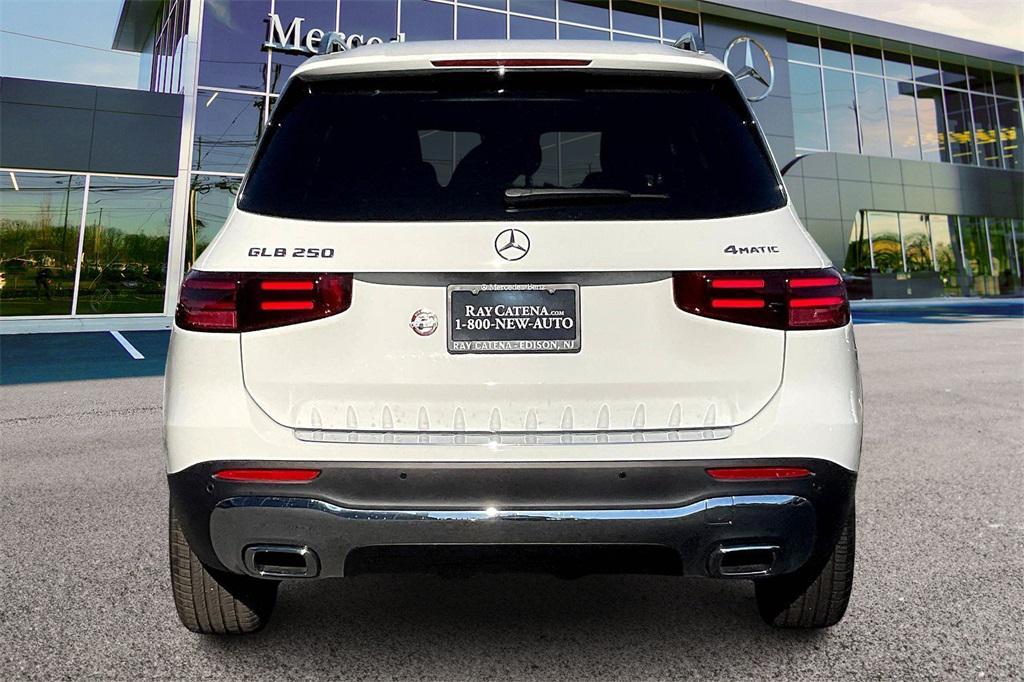 new 2026 Mercedes-Benz GLB 250 car, priced at $52,345