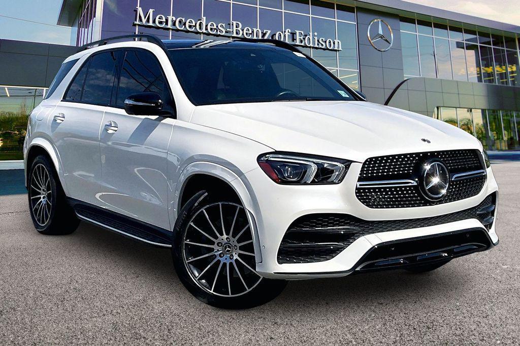 used 2023 Mercedes-Benz GLE 450 car, priced at $55,995