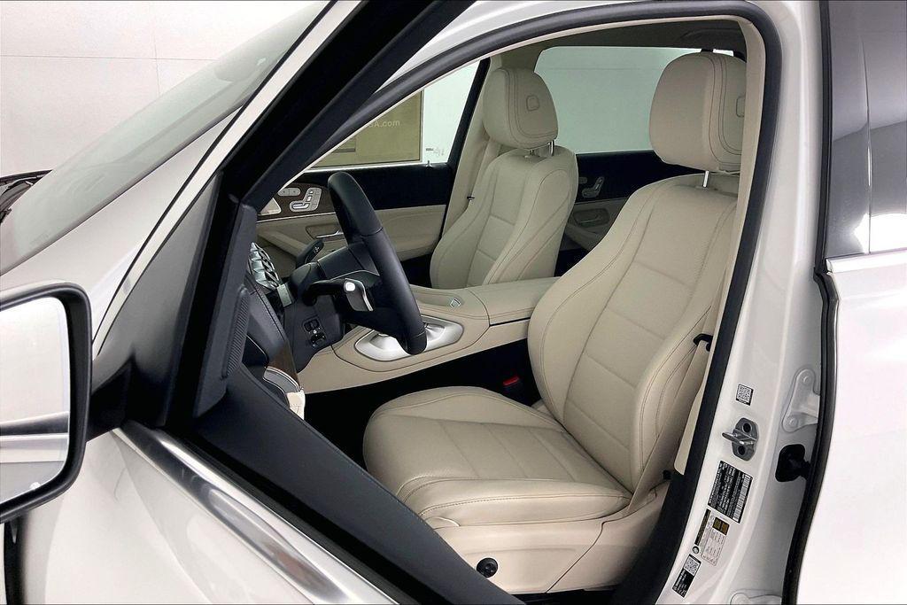 new 2026 Mercedes-Benz GLS 450 car, priced at $94,030