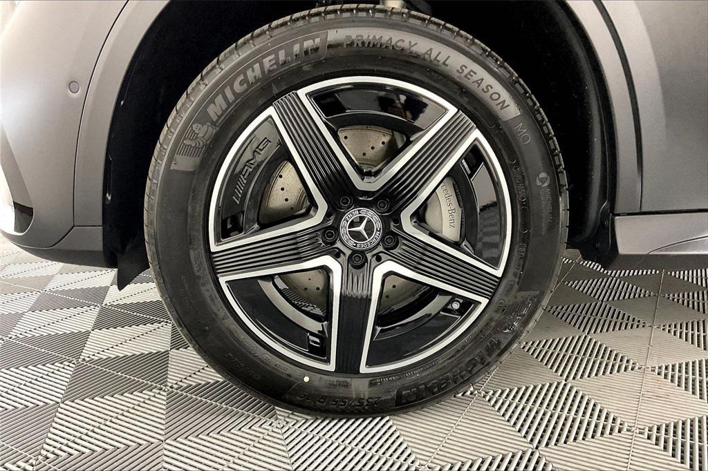 new 2026 Mercedes-Benz GLC 300 car, priced at $74,570