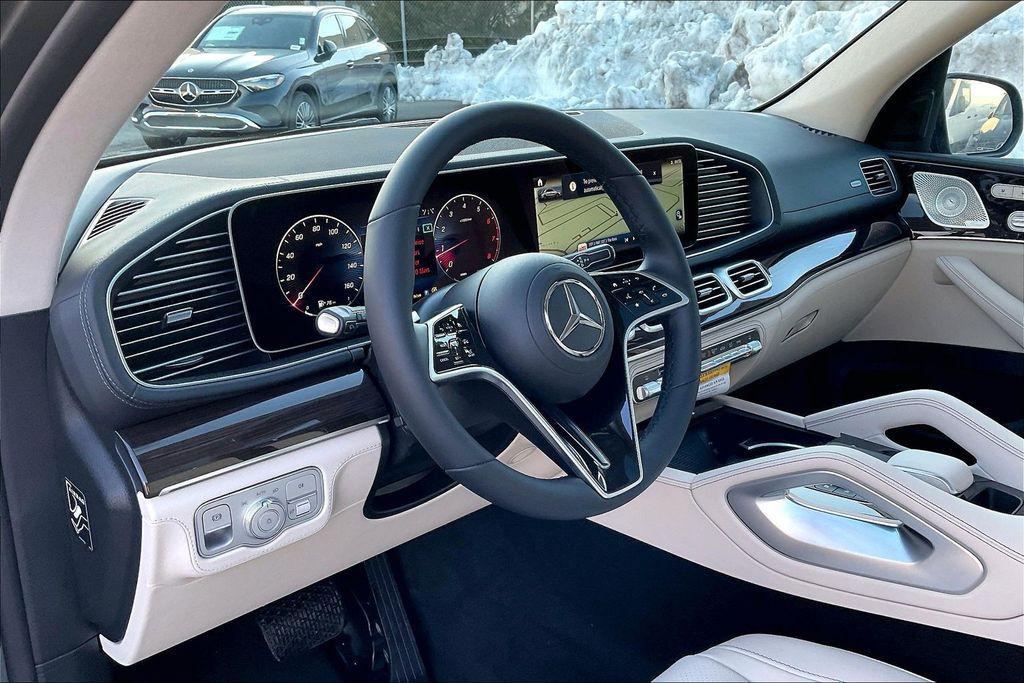 new 2026 Mercedes-Benz GLE 450 car, priced at $81,205