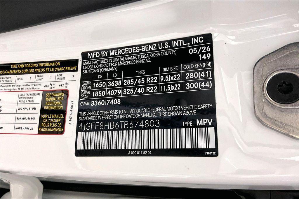 new 2026 Mercedes-Benz Maybach GLS 600 car, priced at $183,505