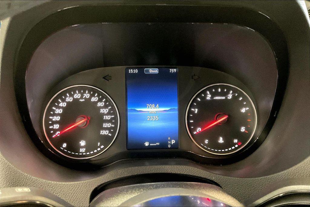 Mercedes-Benz Sprinter view 11