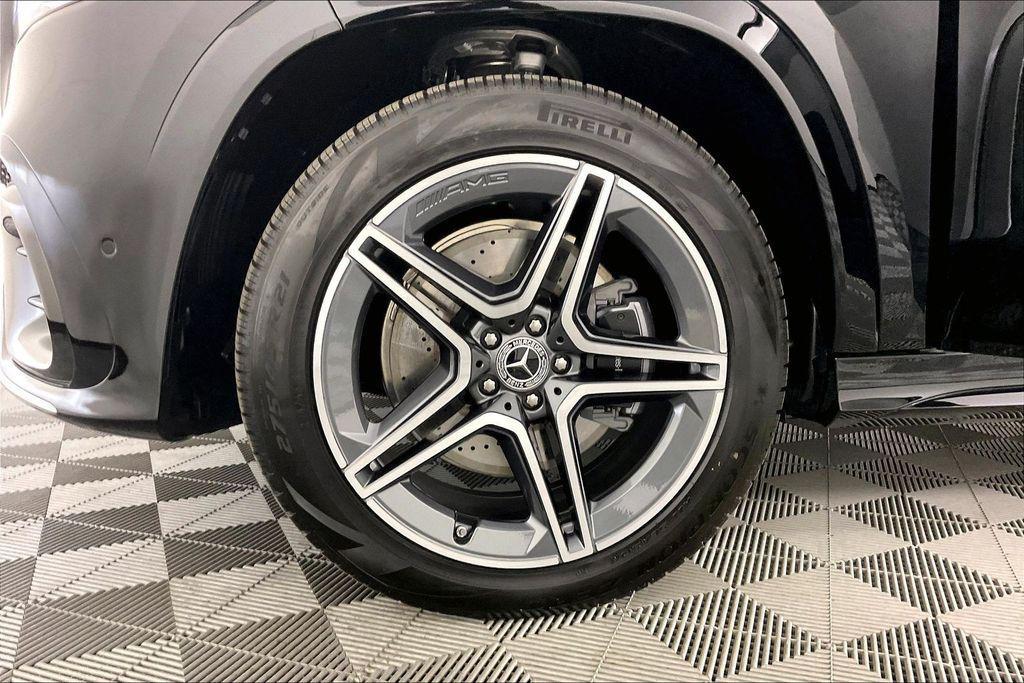 new 2026 Mercedes-Benz GLS 450 car, priced at $100,900