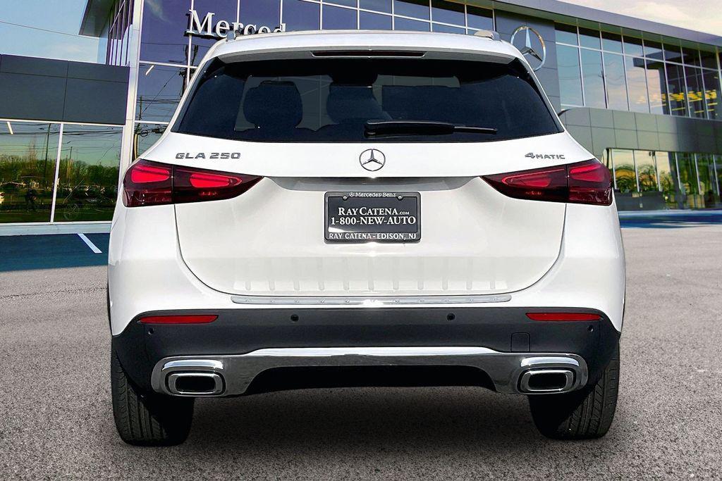 new 2026 Mercedes-Benz GLA 250 car, priced at $51,070