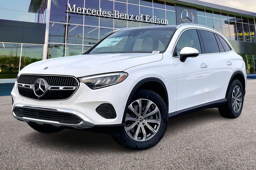 new 2026 Mercedes-Benz GLC 300 car, priced at $59,370