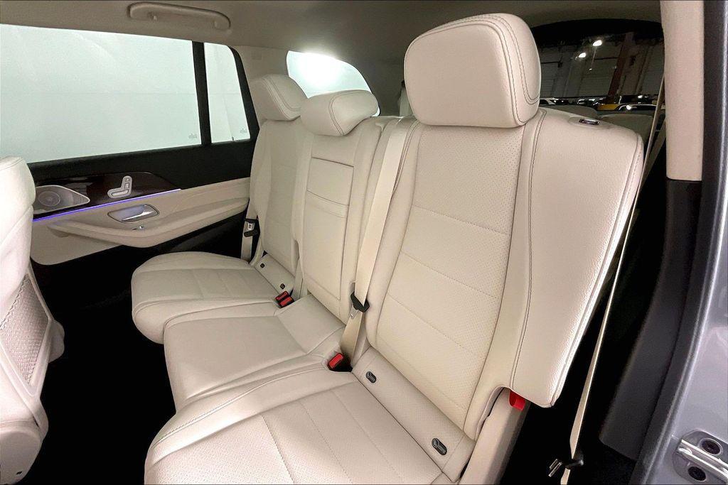 new 2026 Mercedes-Benz GLS 450 car, priced at $93,555