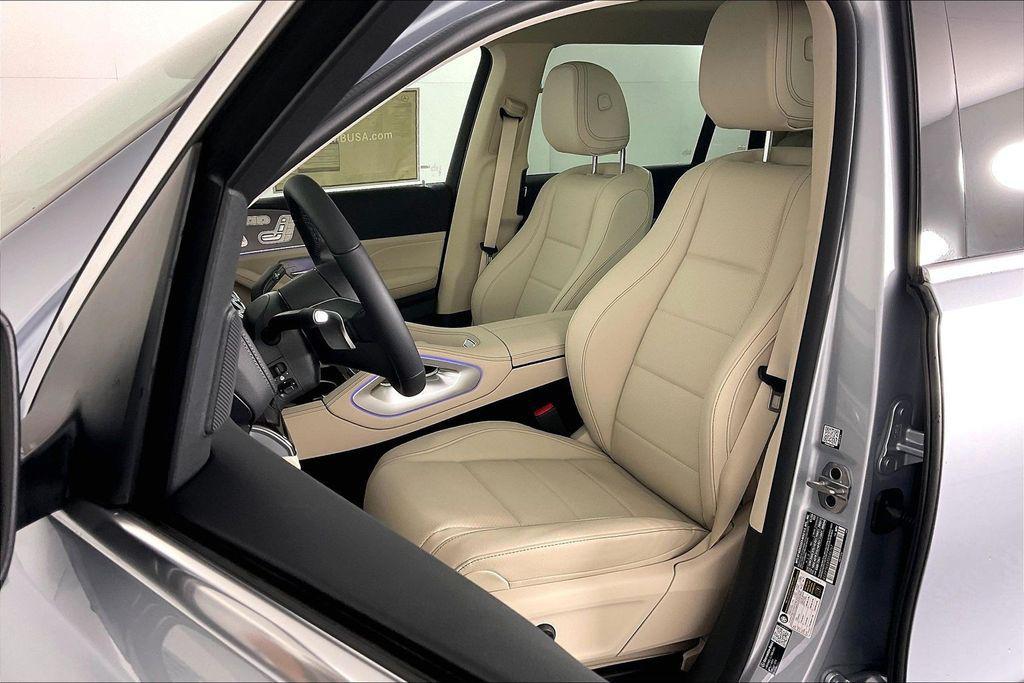 new 2026 Mercedes-Benz GLS 450 car, priced at $93,555